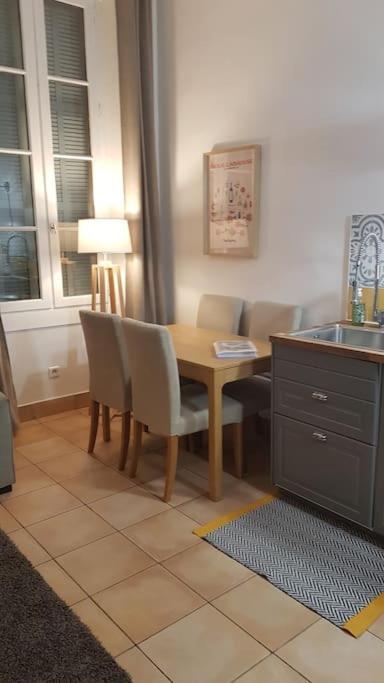 Superbe 2 Pieces Avec Grande Terrasse, Classe *** مارسيليا المظهر الخارجي الصورة